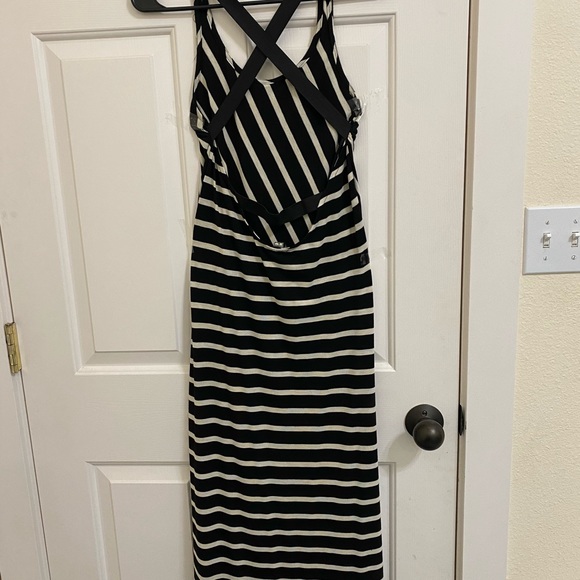 Sundress - Picture 3 of 4